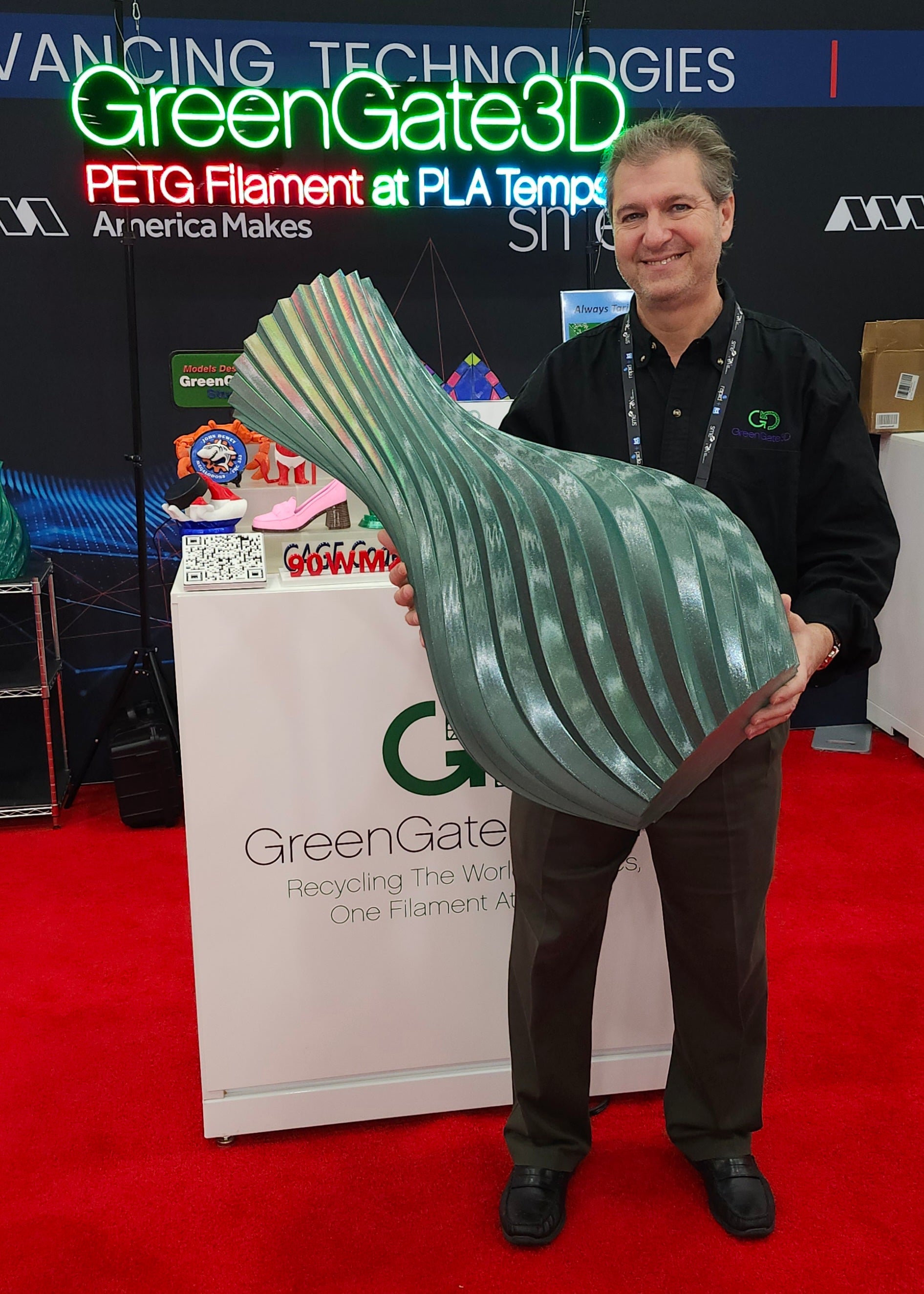 Spartan Armor Green: Recycled PET-G with ✨️S✨️P✨️A✨️R✨️K✨️L✨️E✨️S✨️ Michigan State University custom color!!!